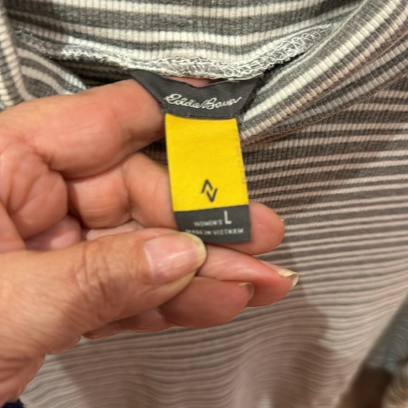 Stripped grey and white turtleneck Eddie Bauer - Picture 3 of 5